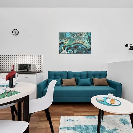 Апартаменты Dominikanska Old Town Studio W Kamienicy By Renters *